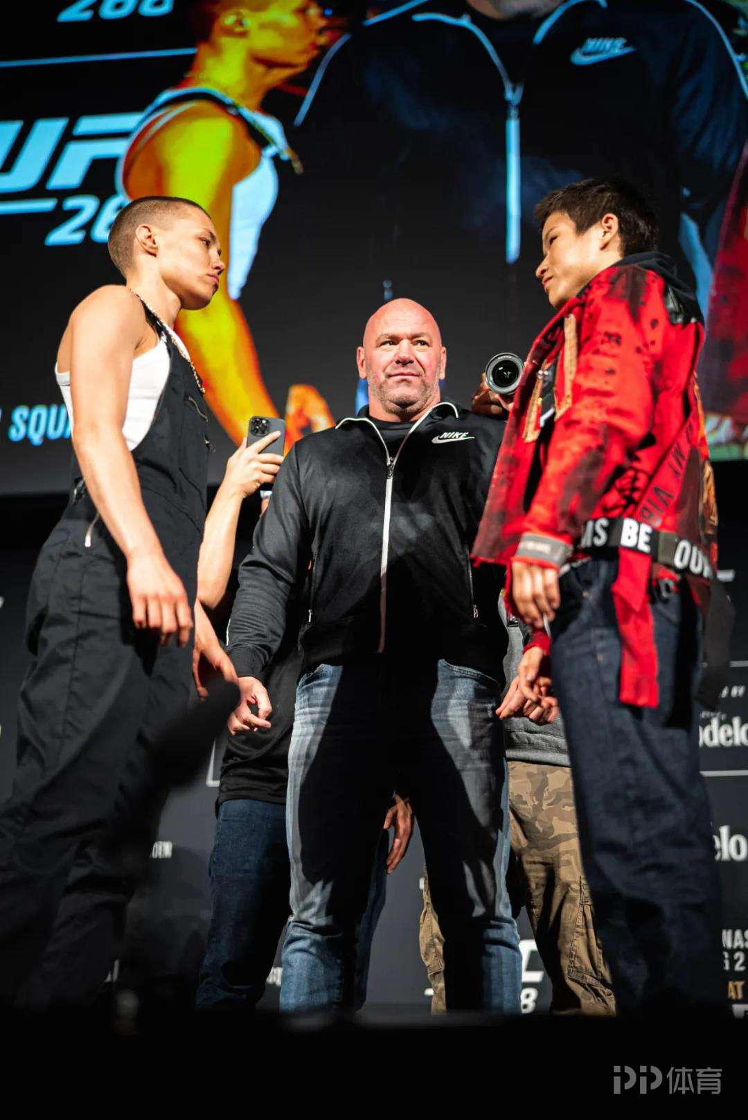 UFC 129，一场震撼全球的格斗盛宴 ufc129