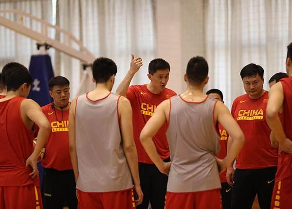 中国男篮蓝队与新西兰男篮的激烈对决，一场录像中的精彩瞬间 中国男篮蓝队vs新西兰录像