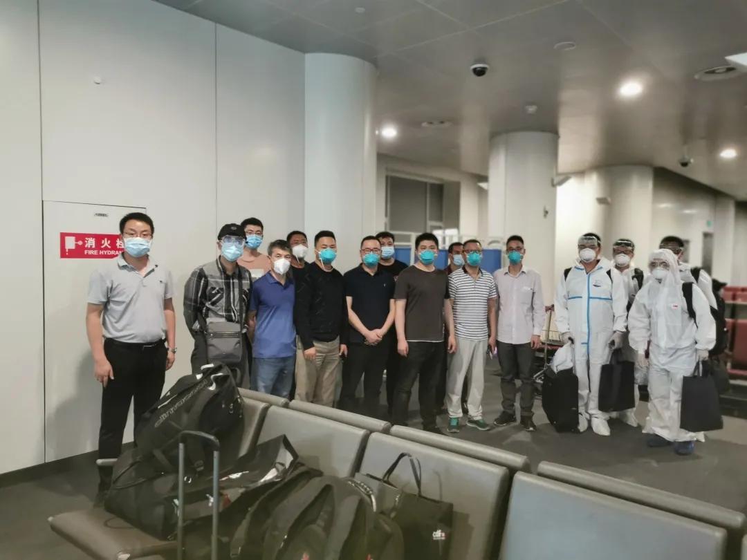 中国足球与乌兹别克斯坦的对决，挑战与机遇并存 中国足球vs乌兹