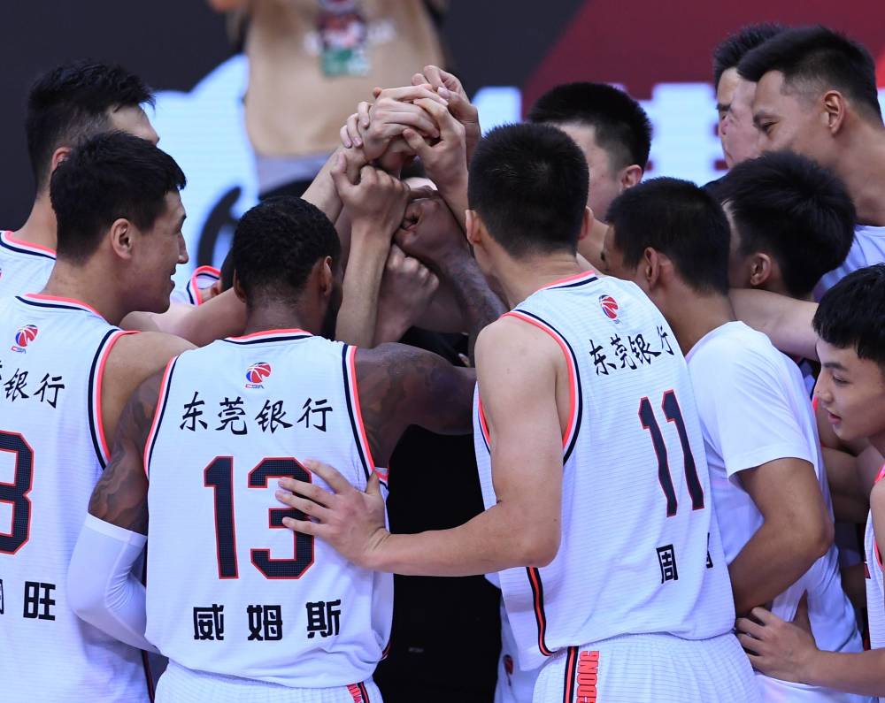 广东篮球与北京篮球，两大篮球豪强的碰撞 广东篮球vs北京篮球